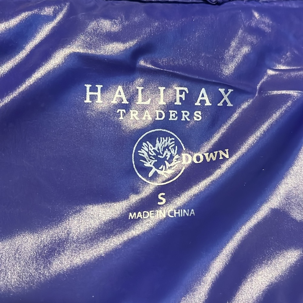 Halifax Traders Hooded Packable Down Jacket Coat - image 8